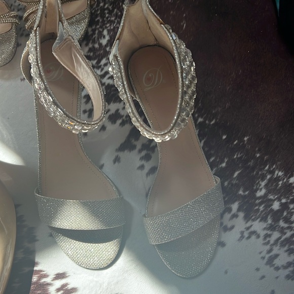 SPARKLE HEELS - Picture 1 of 3